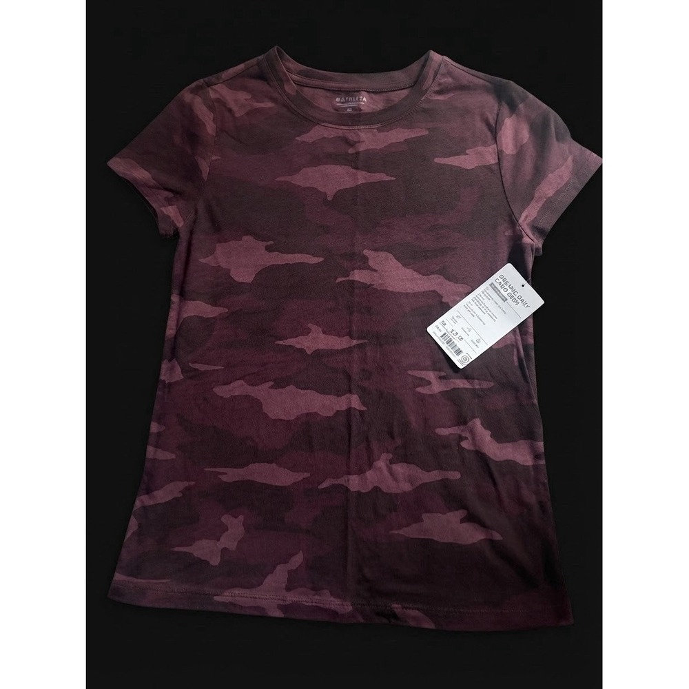 Athleta Organic Daily Camo Crew Tee Shirt Burgundy Maroon Camouflage Size XS NWT